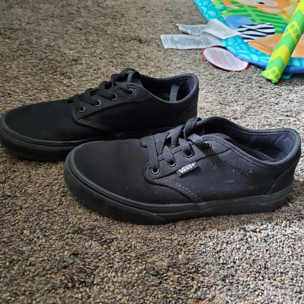 Black vans